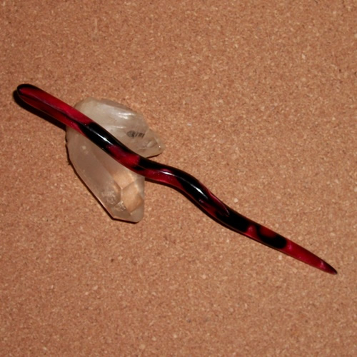 Ketylo Acylic Red 'n' Black hair stick from Long Haired Jewels